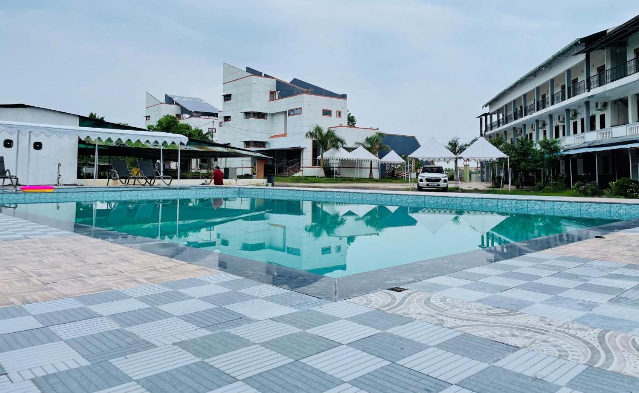Vasant Vihar Resort Kevadia Экстерьер фото